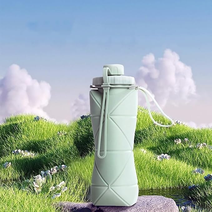 Collapsible Water Bottle, Silicone Foldable Water Bottles For Travel,Lightweight, Leakproof, and Reusable Perfect for Travel, Camping, Yoga, and Outdoor Sports,BPA Free, 20 oz (Green )