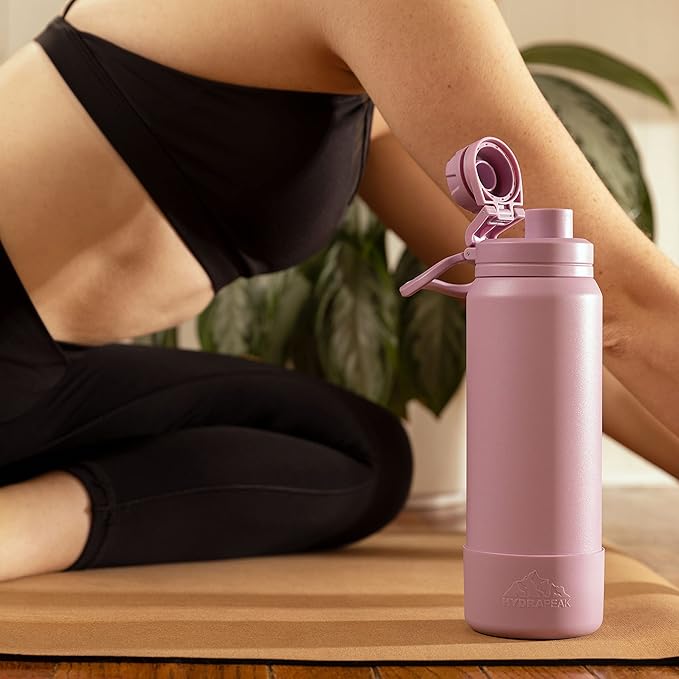 Hydrapeak 26oz Sport Insulated Water Bottle with Chug Lid, Leak & Spill Proof, Keeps Drinks Cold for 24 Hours, Hot for 12 Hours, Premium Stainless Steel Water Bottles (26oz, Navy)