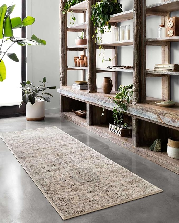 Loloi Teagan Collection 6'-7" x 9'-2" Area Rug in Ivory/Sand - Large, Soft Neutral Rug, High-Traffic Area Rug for Living Room, Bedroom, Home Office, Dining Area