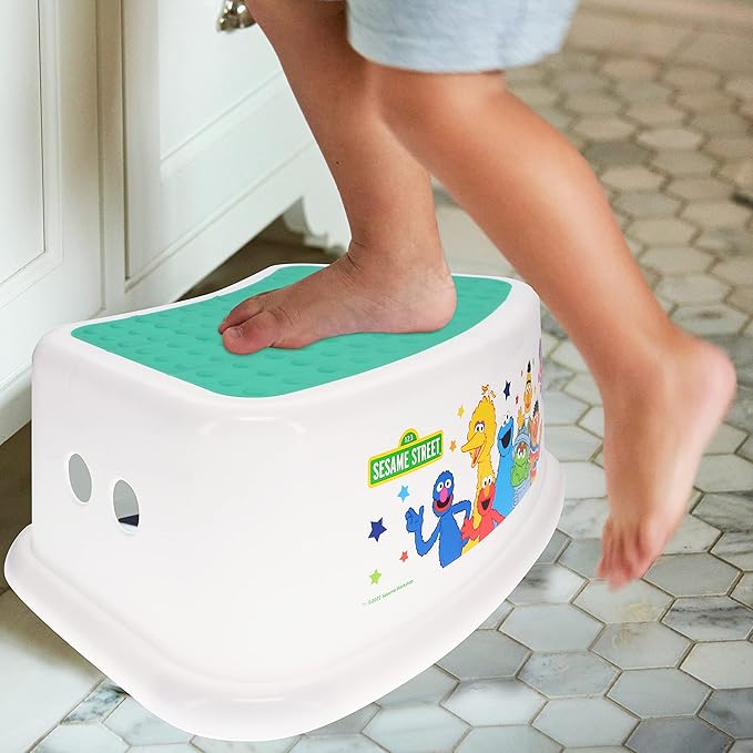 Sesame Street Sesame Squad Step Stool - Kids Step Stool, Potty Training, Non-Slip, Bathroom, Kitchen, Lightweight