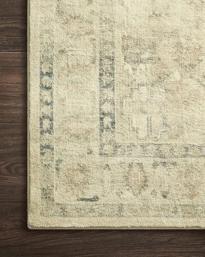 Loloi II Rosette Sand/Ivory 5'-0" x 7'-6" Area Rug