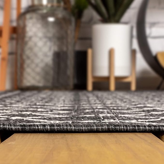 JONATHAN Y SMB108F-8 Ourika Moroccan Geometric Textured Weave Indoor Outdoor -Area Rug, Bohemian, Rustic, Scandinavian Easy-Cleaning,Bedroom,Kitchen,Backyard,Patio,Non Shedding, Black/Gray, 8 X 10