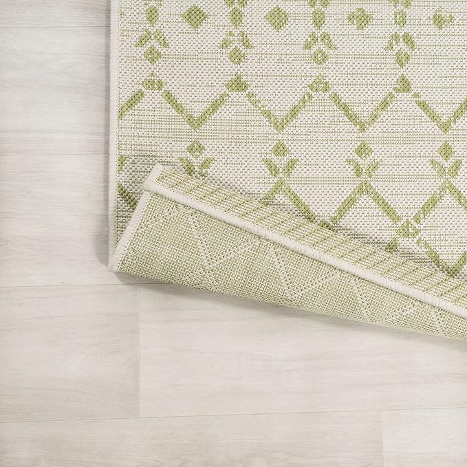 JONATHAN Y SMB108M-5SQ Ourika Moroccan Geometric Textured Weave Indoor Outdoor Area Rug, Coastal,Traditional,Transitional Easy Clean,Bedroom,Kitchen,Backyard,Patio, Non-Shed, Cream/Green, 5' Square