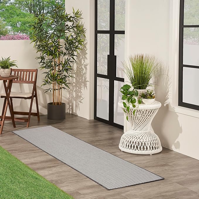 Nourison Courtyard 8' Runner Ivory Charcoal Fabric Modern Area Rug (8' Runner)