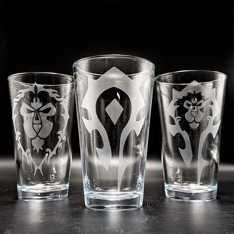 HORDE & ALLIANCE WARCRAFT Engraved Pint Glass | Inspired by Warcraft | Great Gamer Gift Idea!