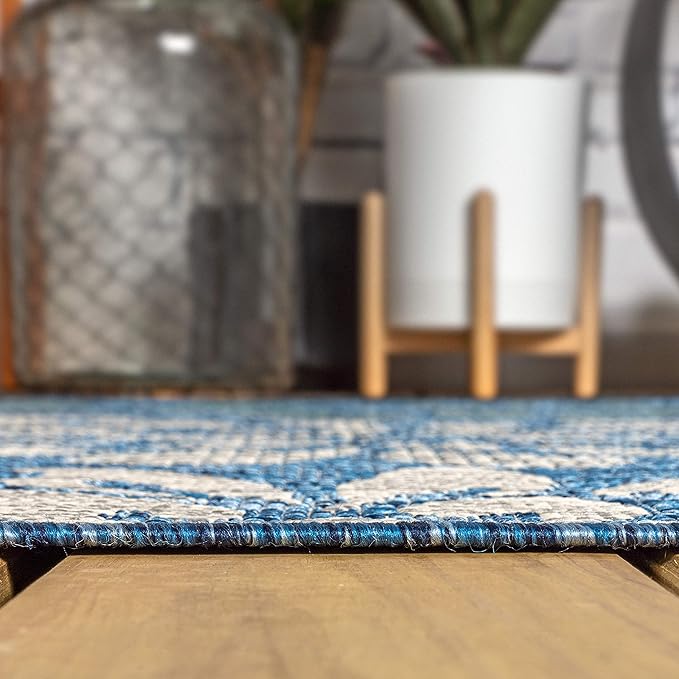 JONATHAN Y SMB110C-5R Zinnia Modern Floral Textured Weave Indoor Outdoor Area-Rug Bohemian Coastal Easy-Cleaning Bedroom Kitchen Backyard Patio Non Shedding, 5' Round, Navy/Aqua