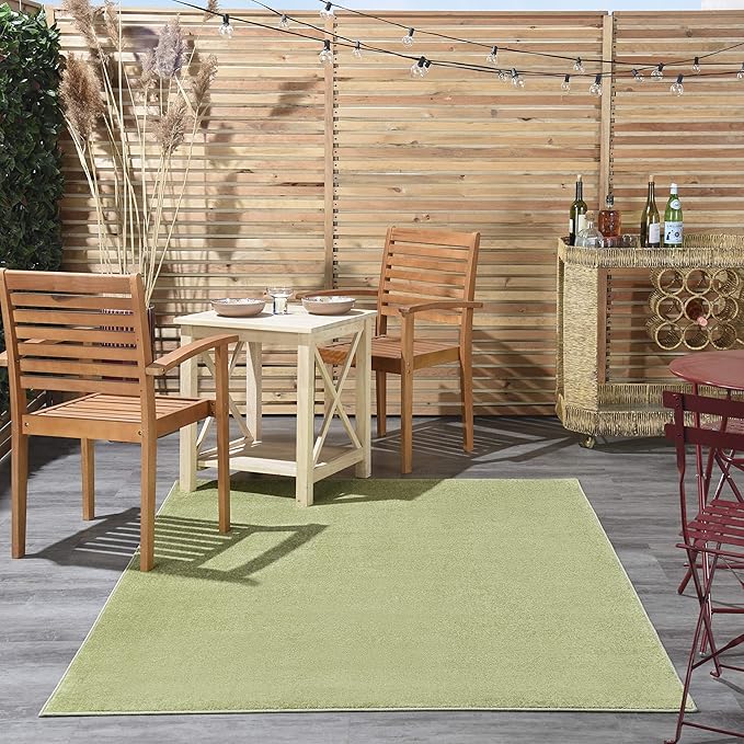 Nourison Essentials 4' x 6' Green Fabric Outdoor Area Rug (4' x 6')