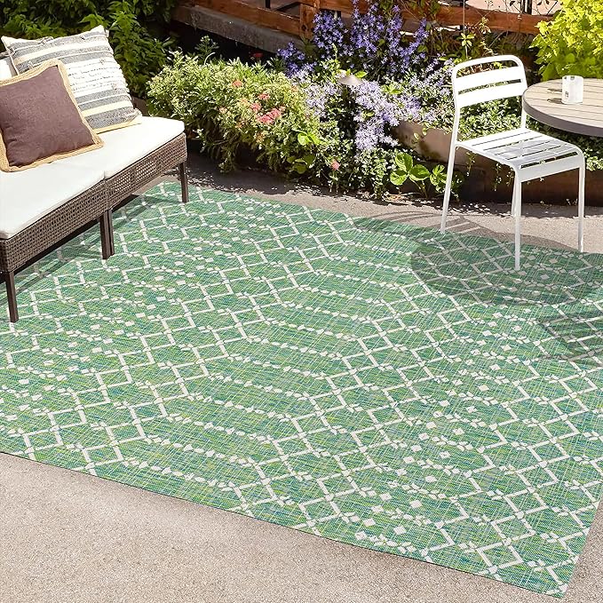 JONATHAN Y SMB108L-4 Ourika Moroccan Geometric Textured Weave Indoor Outdoor Area-Rug, Bohemian Rustic Scandinavian Easy-Cleaning,Bedroom,Kitchen,Backyard,Patio,Non Shedding, 4 X 6, Green/Cream