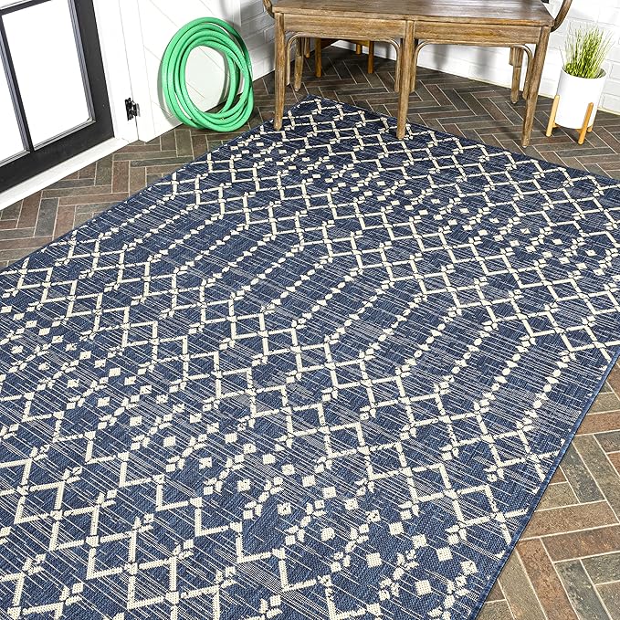 JONATHAN Y SMB108K-4 Ourika Moroccan Geometric Textured Weave Indoor Outdoor Area-Rug, Bohemian Coastal Traditional Easy-Cleaning,Bedroom,Kitchen,Backyard,Patio,Non Shedding, 4 X 6, Navy/Beige