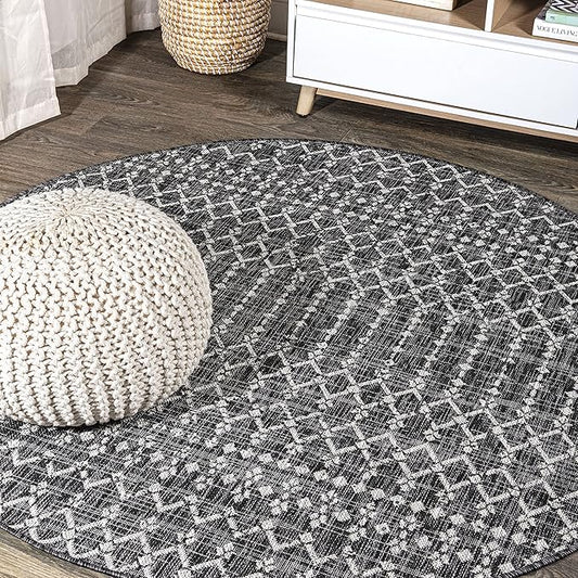 JONATHAN Y SMB108F-5R Ourika Moroccan Geometric Textured Weave Indoor Outdoor Area-Rug, Bohemian, Rustic, Scandinavian Easy-Cleaning,Bedroom,Kitchen,Backyard,Patio,Non Shedding, Black/Gray, 5' Round