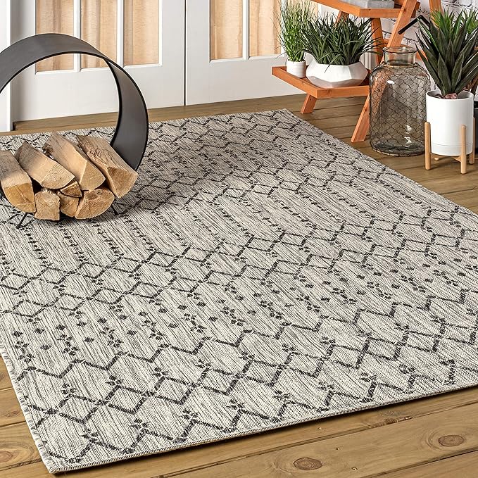 JONATHAN Y SMB108E-6 Ourika Moroccan Geometric Textured Weave Light Gray/Black 6 ft. x 9 ft. Indoor/Outdoor Area Rug, Pet Friendly, Non-Shedding, Stain Resistant, Easy-Cleaning for Backyard, Patio