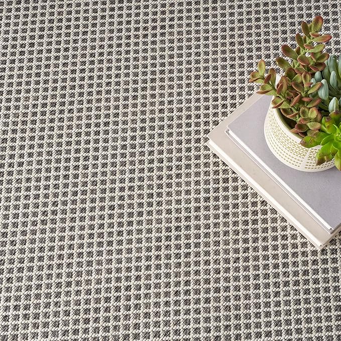 Nourison Courtyard 8' x Round Ivory Charcoal Fabric Modern Area Rug (8' Round)