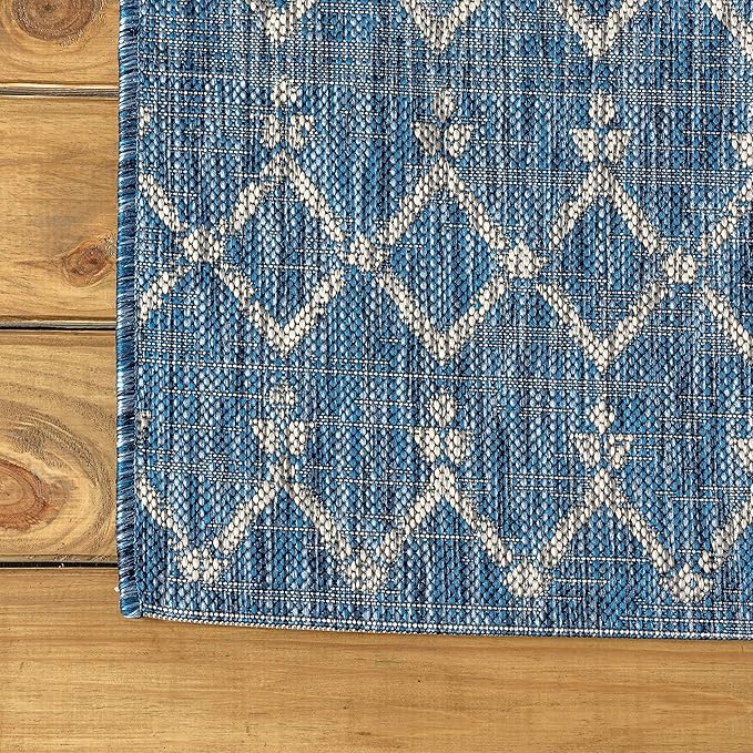 JONATHAN Y SMB108B-4 Ourika Moroccan Geometric Textured Weave Indoor Outdoor Area-Rug, Bohemian, Rustic, Scandinavian Easy-Cleaning,Bedroom,Kitchen,Backyard,Patio,Non Shedding, Navy/Light Gray, 4 X 6