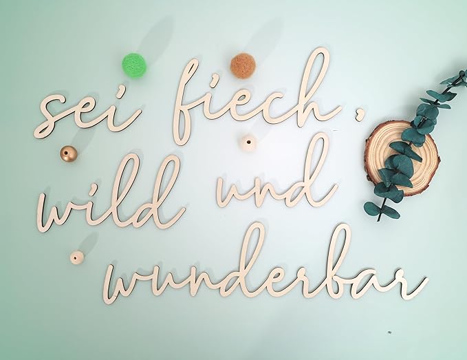Lettering Wood Sei Frech, Wild und wunderbar - Plywood Words Sign for Decoration, Children's Room Saying Quote, Nursery Wall Art, Wooden Word Text Art (Sei Frech, Wild und wunderbar)