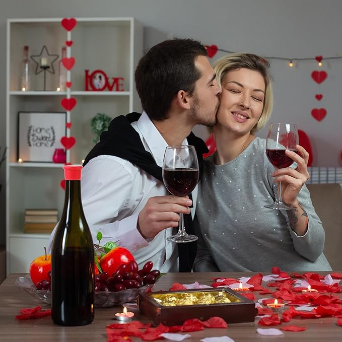 6 Pcs Wine Stoppers Reusable Silicone Glass Bottle Covers Champagne Saver Corks Leak Proof Sealing Bear Lids Tight Seal Unbreakable Wine Cap for Keep Beverage Fresh Sealed