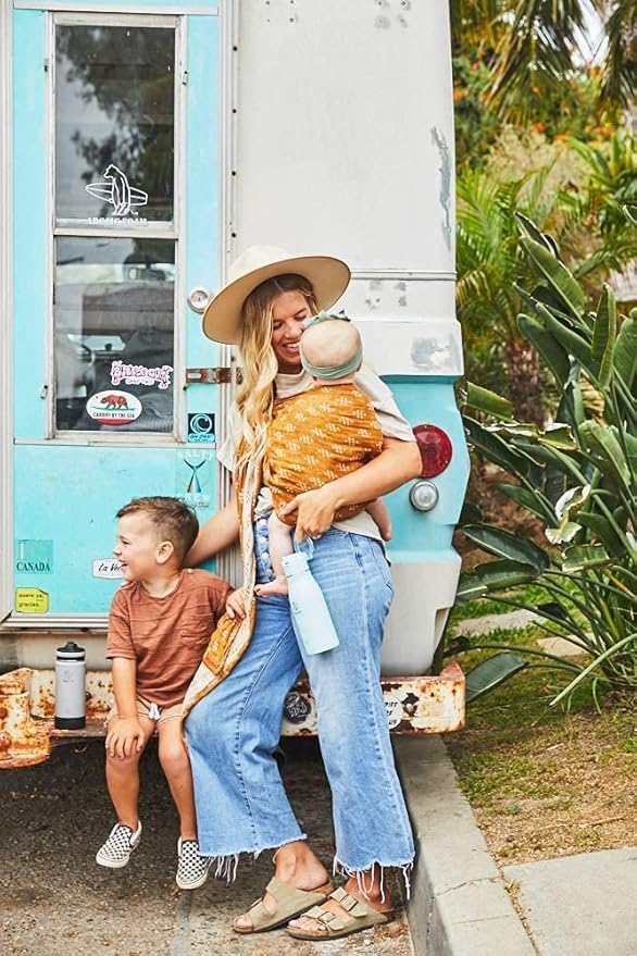 Takeya 25 oz Traveler Stainless Steel Insulated Travel Coffee Mug with Locking Leak Proof Lid, Premium Quality, BPA Free, Aqua