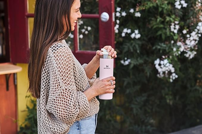 Stanley AeroLight Transit Bottle, Vacuum Insulated Tumbler for Coffee, Tea and Drinks with Ultra-Light Stainless Steel