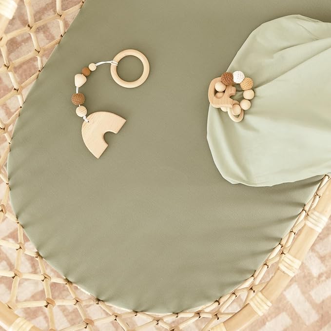 GRSSDER Stretchy Ultra Soft Fitted Bassinet Sheet 2 Pack, Universal Fit for Bassinets Baby Cradle Moses Basket Oval Rectangle Mattress Safe and Snug, Jersey Bassinet Sheets for Girls, Sage