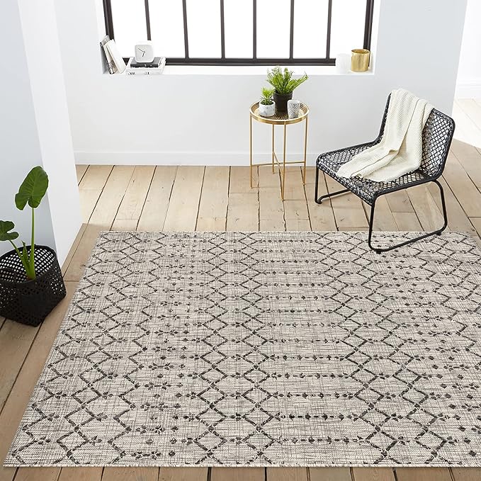 JONATHAN Y SMB108E-3 Ourika Moroccan Geometric Textured Weave Indoor Outdoor Area Rug, Bohemian, Rustic, Scandinavian Easy Cleaning,Bedroom,Kitchen,Backyard,Patio,Non Shedding, Light Gray/Black, 3 X 5