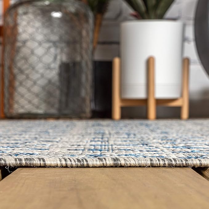 JONATHAN Y SMB108A-3R Ourika Moroccan Geometric Textured Weave Indoor/Outdoor Area Rug, Bohemian, Scandinavian for Bedroom, Kitchen, Living Room, Easy-Cleaning, Light Gray/Navy, 3' Round