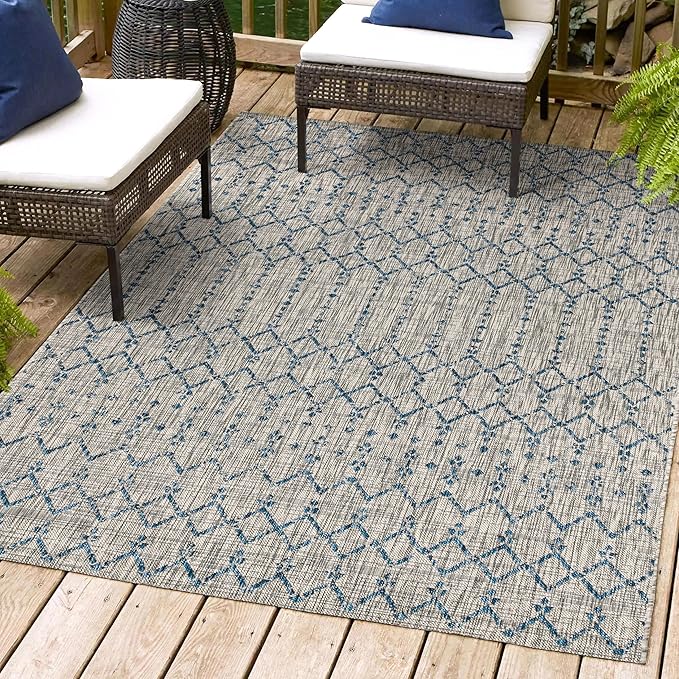 JONATHAN Y SMB108A-4 Ourika Moroccan Geometric Textured Weave Indoor Outdoor Area Rug, Bohemian, Rustic, Scandinavian Easy Cleaning,Bedroom,Kitchen,Backyard,Patio,Non Shedding, Light Gray/Navy, 4 X 6
