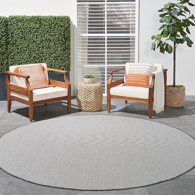 Nourison Courtyard 8' x Round Ivory Charcoal Fabric Modern Area Rug (8' Round)