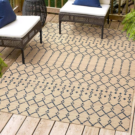 JONATHAN Y SMB108H-4 Ourika Moroccan Geometric Textured Weave Indoor Outdoor -Area Rug, Coastal, Traditional, Transitional Easy-Cleaning,Bedroom,Kitchen,Backyard,Patio,Non Shedding, Beige/Navy, 4 X 6