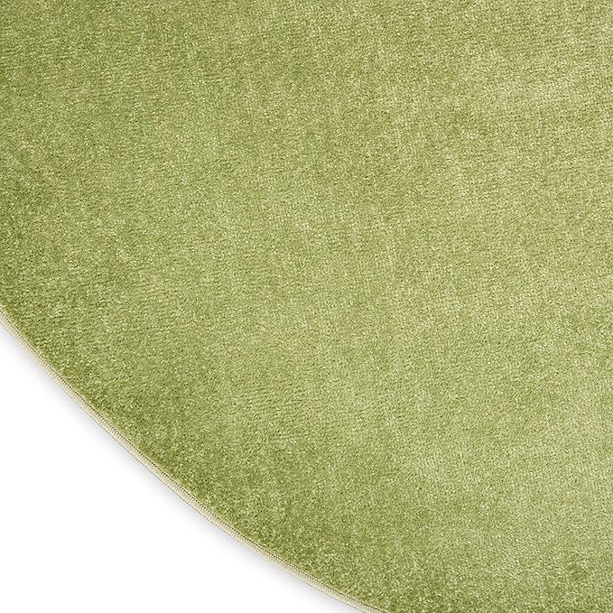 Nourison Essentials Indoor/Outdoor Green 6' x Round Area Rug, Easy Cleaning, Non Shedding, Bed Room, Living Room, Dining Room, Backyard, Deck, Patio (6 Round)