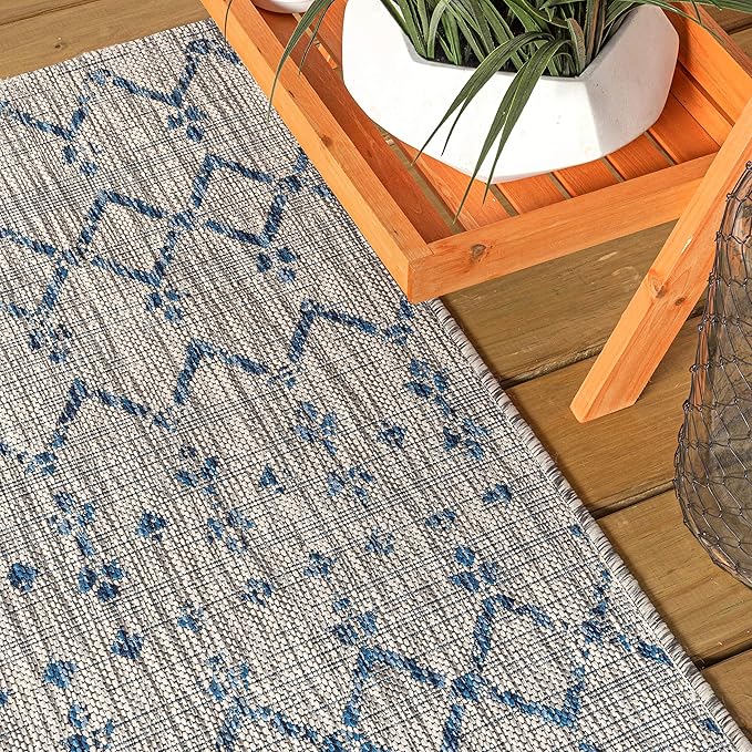 JONATHAN Y SMB108A-6R Ourika Moroccan Geometric Textured Weave Indoor/Outdoor Area Rug, Bohemian, Scandinavian for Bedroom, Kitchen, Living Room, Easy-Cleaning, Light Gray/Navy, 6' Round