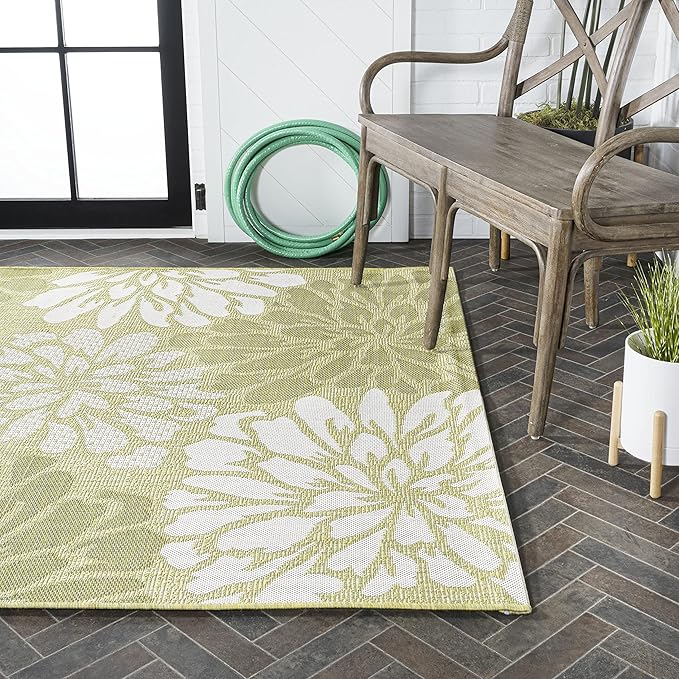 JONATHAN Y SMB110H-5 Zinnia Modern Floral Textured Weave Indoor Outdoor Area Rug, Country Coastal Transitional Easy Cleaning,Bedroom,Kitchen,Backyard,Patio,Non Shedding, 5 X 8, Green/Cream