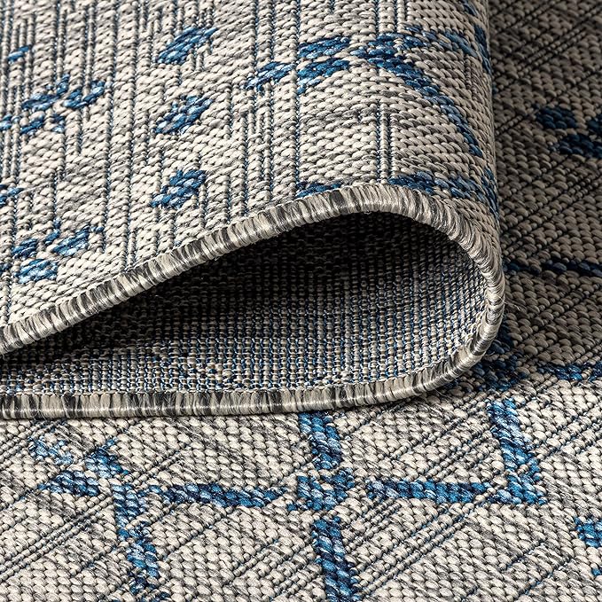 JONATHAN Y SMB108A-3R Ourika Moroccan Geometric Textured Weave Indoor/Outdoor Area Rug, Bohemian, Scandinavian for Bedroom, Kitchen, Living Room, Easy-Cleaning, Light Gray/Navy, 3' Round