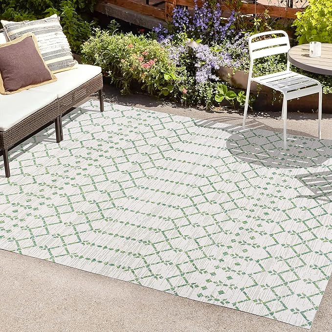 JONATHAN Y SMB108R-5 Ourika Moroccan Geometric Textured Weave Indoor Outdoor Area-Rug, Bohemian Rustic Scandinavian Easy-Cleaning,Bedroom,Kitchen,Backyard,Patio,Non Shedding, 5 X 8, Green/Ivory